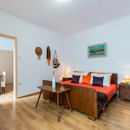 Apartment Nada Pula